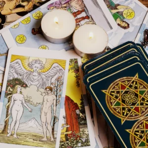 Cartas del tarot y velas